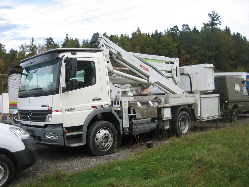Mercedes-Benz Atego 1324 Bucket truck - Tecchio 27 m - Dvižna ploščad montirana na tovornjak: slika 1 Mercedes-Benz Atego 1324 Bucket truck - Tecchio 27 m - Dvižna ploščad montirana na tovornjak: slika 1