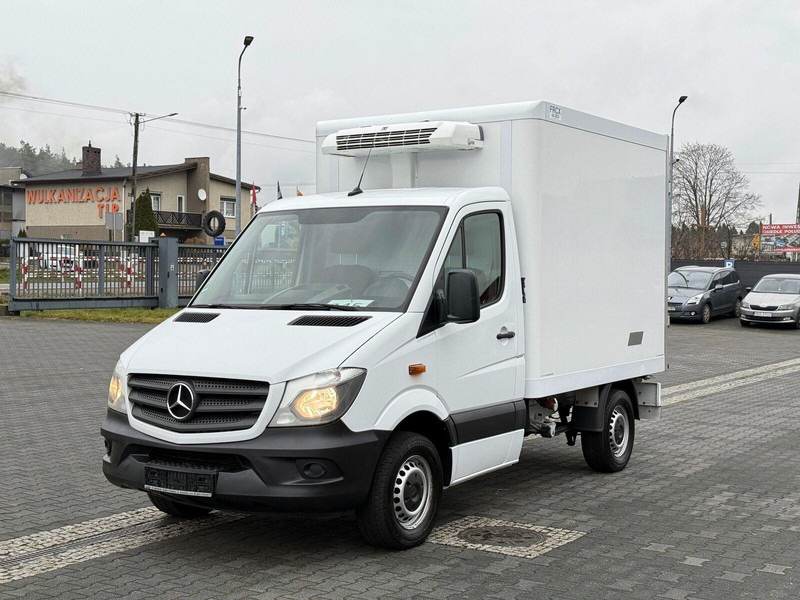 Mercedes-Benz Sprinter 314 Kontener Chłodnia/Mroźnia Hakowa, Hakówka TOP - Hladilno vozilo: slika 2 Mercedes-Benz Sprinter 314 Kontener Chłodnia/Mroźnia Hakowa, Hakówka TOP - Hladilno vozilo: slika 2