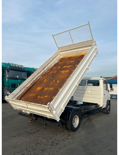 Mercedes-Benz Vario 816 816/AHK/ Blatt-Blatt /Radstand 4250mm - Tovornjak prekucnik: slika 4 Mercedes-Benz Vario 816 816/AHK/ Blatt-Blatt /Radstand 4250mm - Tovornjak prekucnik: slika 4