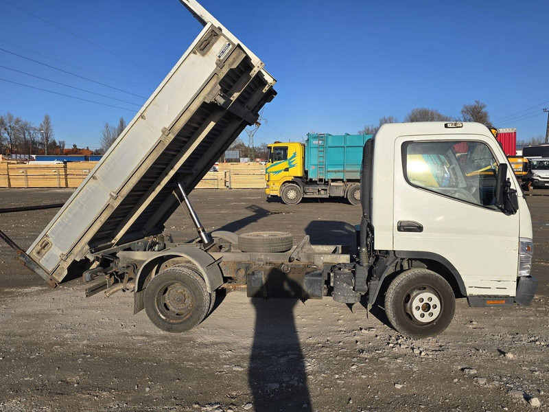 Mitsubishi Canter Fuso 3,0 d - 3 sided Tipper - Dostavno vozilo prekucnik: slika 4 Mitsubishi Canter Fuso 3,0 d - 3 sided Tipper - Dostavno vozilo prekucnik: slika 4