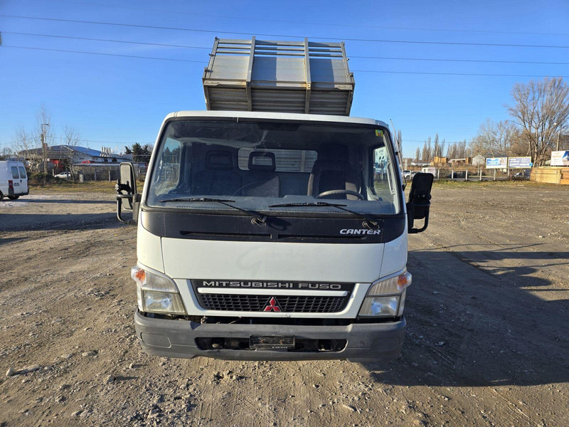 Mitsubishi Canter Fuso 3,0 d - 3 sided Tipper - Dostavno vozilo prekucnik: slika 3 Mitsubishi Canter Fuso 3,0 d - 3 sided Tipper - Dostavno vozilo prekucnik: slika 3