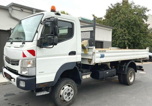 Mitsubishi Fuso 4x4 3 way tipper - Tovornjak prekucnik: slika 1 Mitsubishi Fuso 4x4 3 way tipper - Tovornjak prekucnik: slika 1