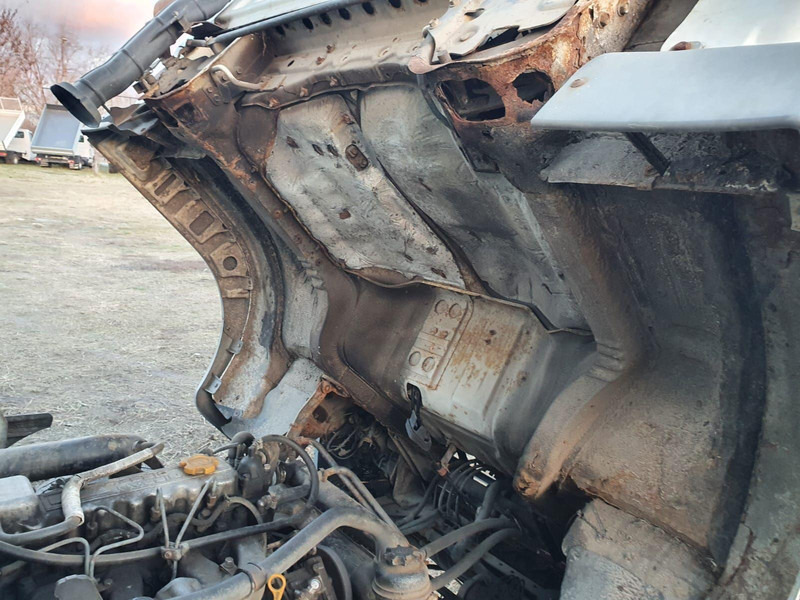 Hladilno vozilo Nissan Cabstar 3,0 TDi - Thermo King V400 Max frigo: slika 19 Hladilno vozilo Nissan Cabstar 3,0 TDi - Thermo King V400 Max frigo: slika 19