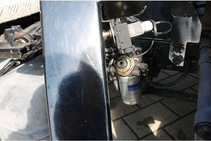 Dvižna ploščad montirana na tovornjak Nissan Cabstar E 120 Sequani Z20 - 20 meter: slika 7 Dvižna ploščad montirana na tovornjak Nissan Cabstar E 120 Sequani Z20 - 20 meter: slika 7