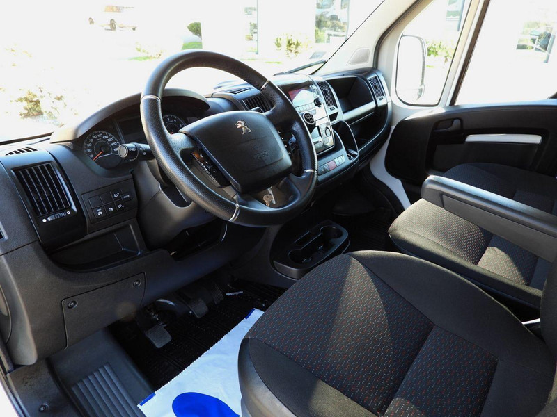 Peugeot BOXER PLANDEKA - Dostavno vozilo s ponjavo: slika 2 Peugeot BOXER PLANDEKA - Dostavno vozilo s ponjavo: slika 2
