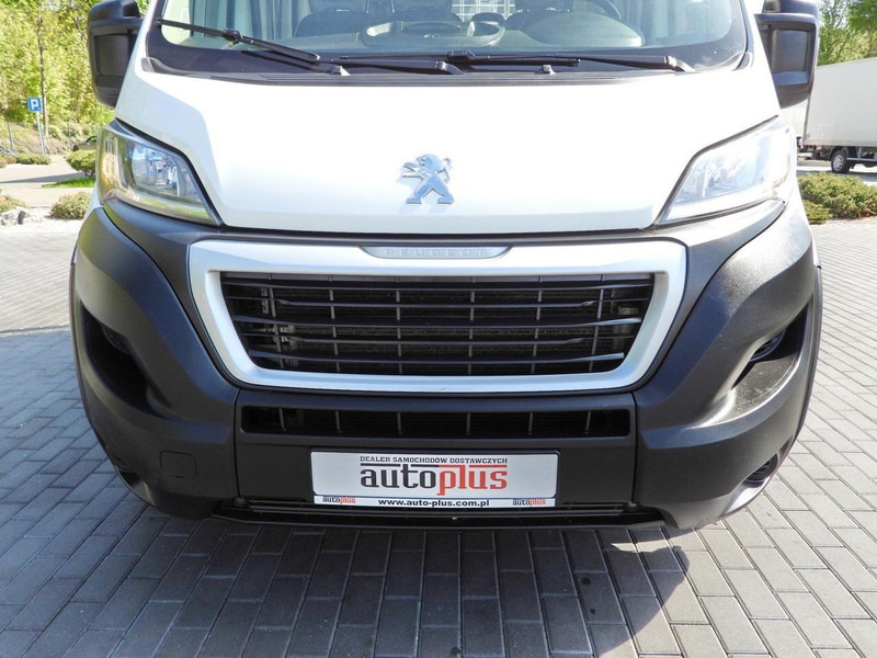 Tovornjak prekucnik Peugeot BOXER WYWROTKA PODWÓJNA KABINA DOKA 7 MIEJSC TEMPOMAT KLIMATYZA: slika 14 Tovornjak prekucnik Peugeot BOXER WYWROTKA PODWÓJNA KABINA DOKA 7 MIEJSC TEMPOMAT KLIMATYZA: slika 14