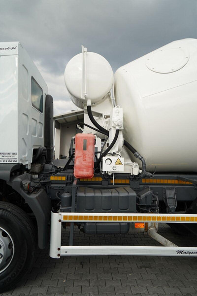 Avtomešalec Renault KERAX: slika 19