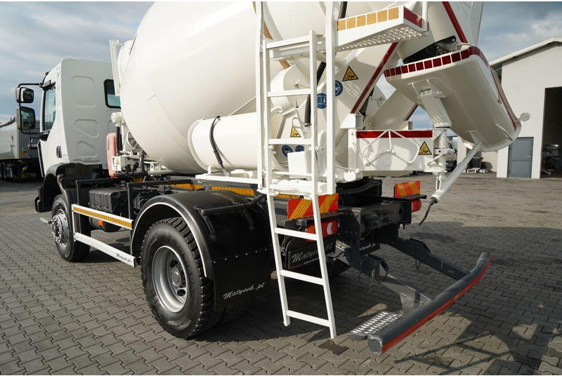 Avtomešalec Renault KERAX: slika 13