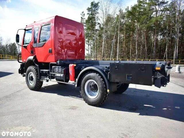 Renault MIDLUM 4x4 DOKA Brigade Double Cabin Camper - Tovornjak-šasija, Tovornjak z dvigalom: slika 4 Renault MIDLUM 4x4 DOKA Brigade Double Cabin Camper - Tovornjak-šasija, Tovornjak z dvigalom: slika 4