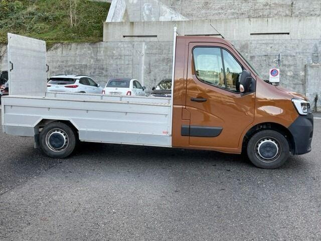Renault Master 150 dci - plató + rámpa - Dostavno vozilo s kesonom: slika 4 Renault Master 150 dci - plató + rámpa - Dostavno vozilo s kesonom: slika 4