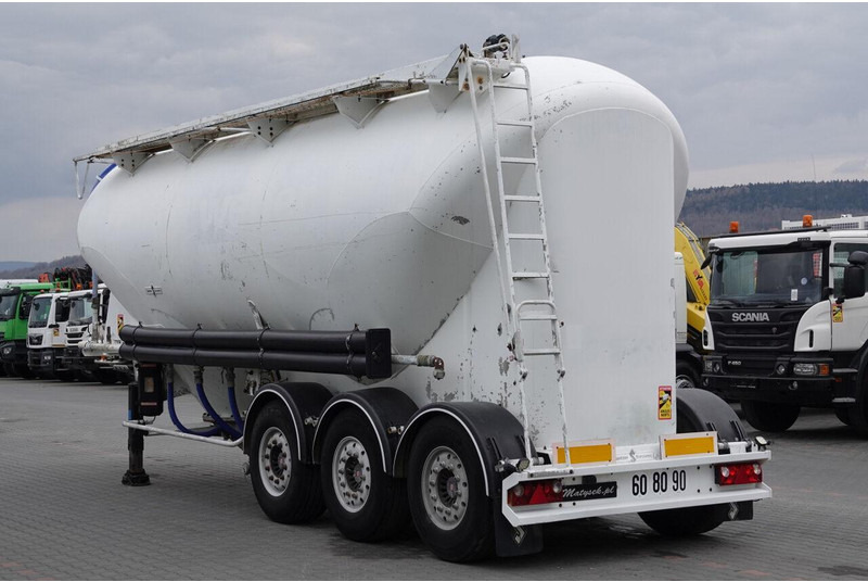 SPITZER CEMENTONACZEPA / 37 000 L / SILOS / 3 KOMORY / OSIE SAF / ALUFEL - Silos cisterna: slika 5 SPITZER CEMENTONACZEPA / 37 000 L / SILOS / 3 KOMORY / OSIE SAF / ALUFEL - Silos cisterna: slika 5