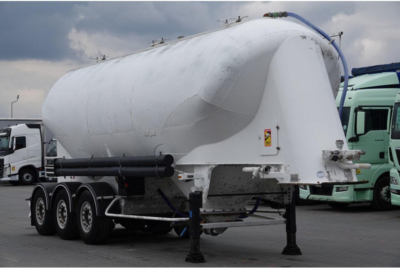 SPITZER CEMENTONACZEPA / 37 000 L / SILOS / 3 KOMORY / OSIE SAF / ALUFEL - Silos cisterna: slika 1 SPITZER CEMENTONACZEPA / 37 000 L / SILOS / 3 KOMORY / OSIE SAF / ALUFEL - Silos cisterna: slika 1