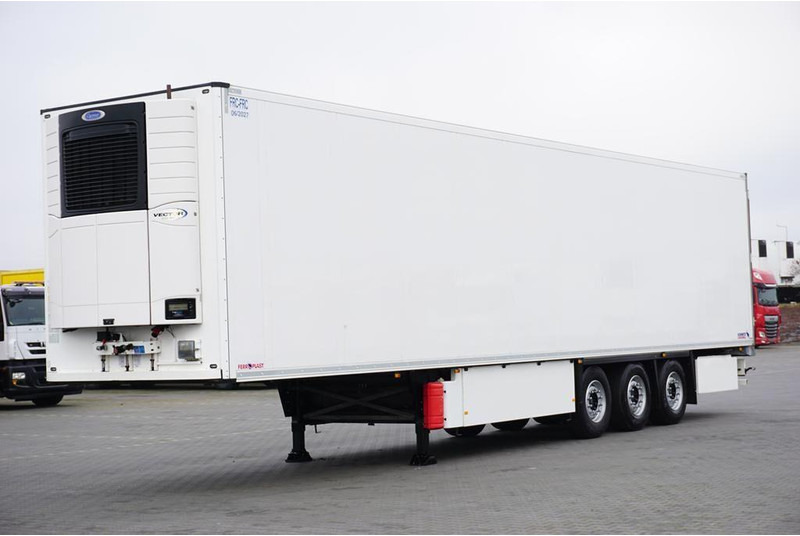 Schmitz Cargobull CHŁODNIA / CARRIER 1950 / MULTITEMPERATURA / OŚ PODNOSZONA - Polprikolica hladilnik: slika 1 Schmitz Cargobull CHŁODNIA / CARRIER 1950 / MULTITEMPERATURA / OŚ PODNOSZONA - Polprikolica hladilnik: slika 1