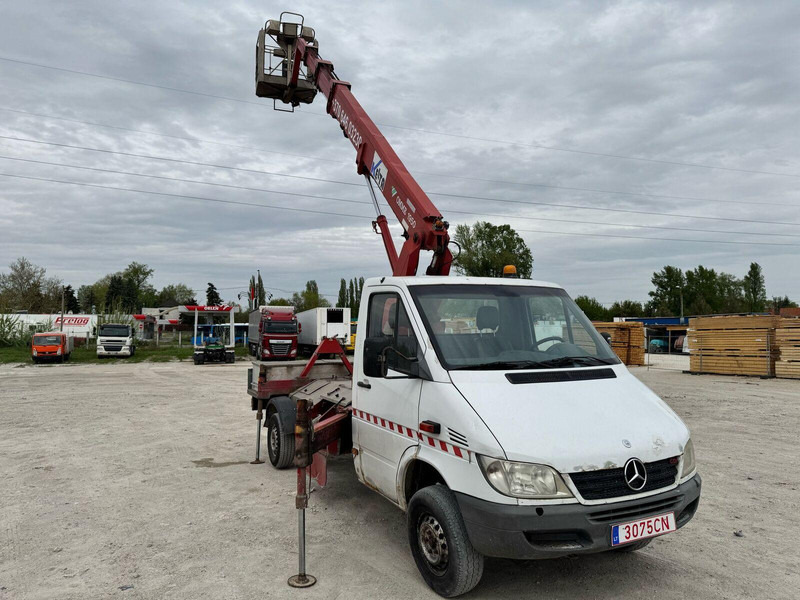 Mercedes-Benz Sprinter 311 - OMME 1950 - Lifting Basket - Tovornjak, Tovornjak z dvigalom: slika 1 Mercedes-Benz Sprinter 311 - OMME 1950 - Lifting Basket - Tovornjak, Tovornjak z dvigalom: slika 1