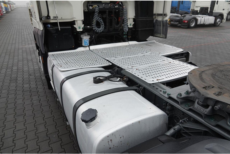 Vlačilec DAF XF 460 / SPACE CAB / I-PARK COOL / SPROWADZONY / PO KONTRAKCIE S: slika 14 Vlačilec DAF XF 460 / SPACE CAB / I-PARK COOL / SPROWADZONY / PO KONTRAKCIE S: slika 14