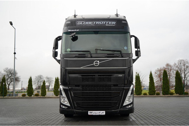 Volvo FH 460 / 6x2 / FIRANKA- 7,7 m / DACH PODNOSZONY / I-SAVE / KLIM - Tovornjak s ponjavo: slika 2 Volvo FH 460 / 6x2 / FIRANKA- 7,7 m / DACH PODNOSZONY / I-SAVE / KLIM - Tovornjak s ponjavo: slika 2