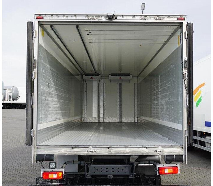 Tovornjak hladilnik Volvo FM / 330 / E 6 / CHŁODNIA + WINDA / 23 PALETY / OŚ SKRĘTNA / DŁ: slika 10 Tovornjak hladilnik Volvo FM / 330 / E 6 / CHŁODNIA + WINDA / 23 PALETY / OŚ SKRĘTNA / DŁ: slika 10