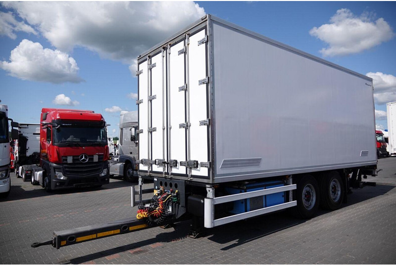 Wielton PRZYCZEPA CHŁODNIA / IGLOOCAR / THERMO KING - FRIGOBLOCK / WINDA - Prikolica hladilnik: slika 2 Wielton PRZYCZEPA CHŁODNIA / IGLOOCAR / THERMO KING - FRIGOBLOCK / WINDA - Prikolica hladilnik: slika 2