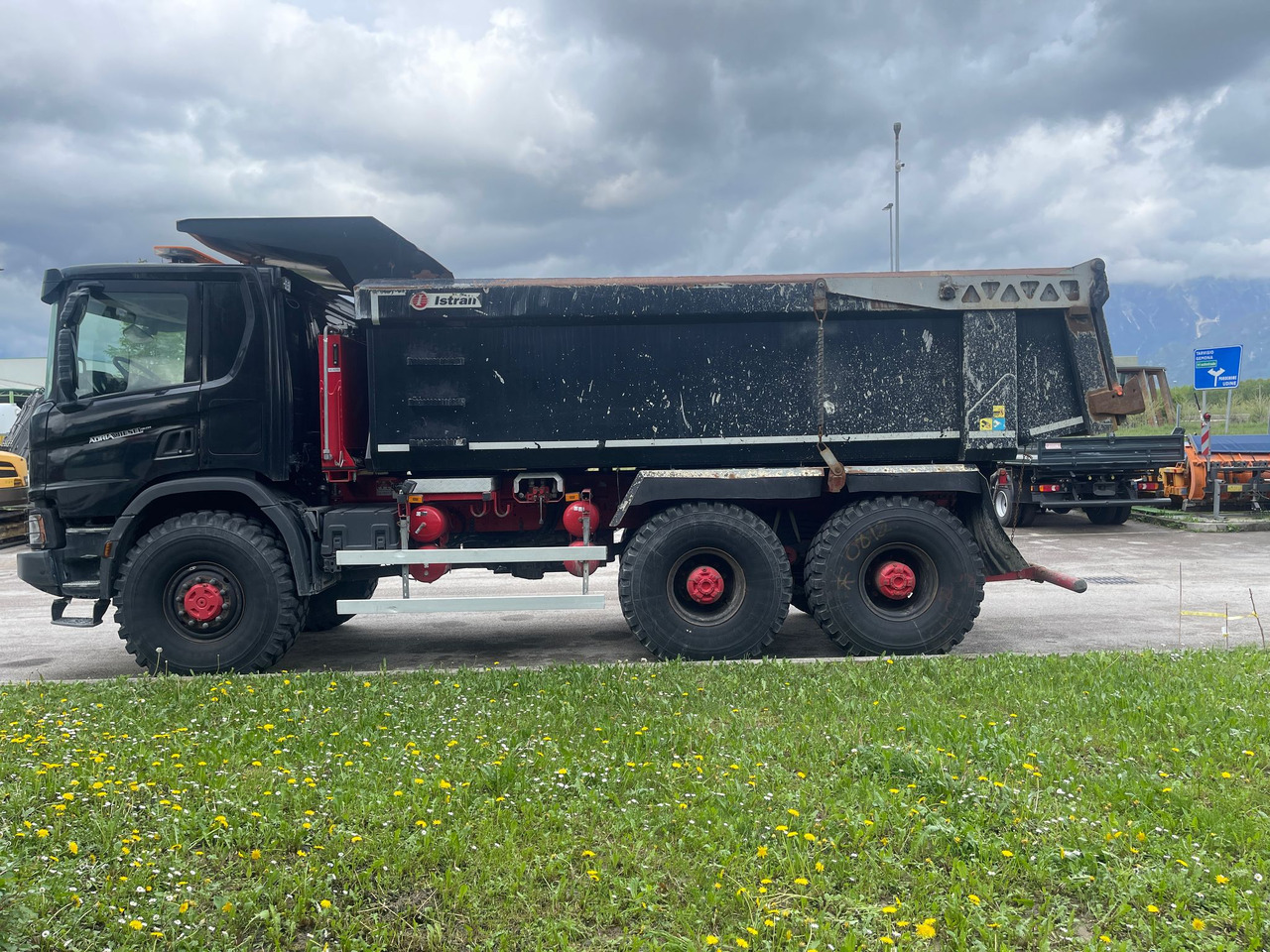 SCANIA P450 XT - Tovornjak prekucnik: slika 4 SCANIA P450 XT - Tovornjak prekucnik: slika 4