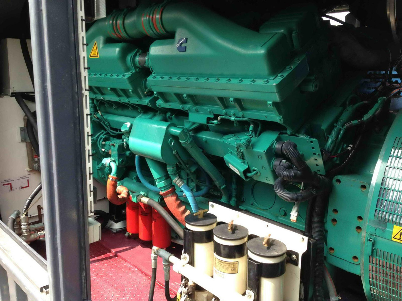Cummins Generator 1000 KW 1250 KVA powerd by QSK45-G4 Engine - Generator: slika 4 Cummins Generator 1000 KW 1250 KVA powerd by QSK45-G4 Engine - Generator: slika 4