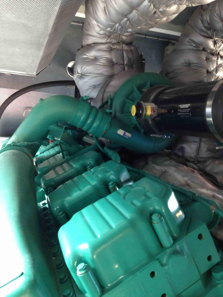 Generator Cummins Generator 1000 KW 1250 KVA powerd by QSK45-G4 Engine: slika 8