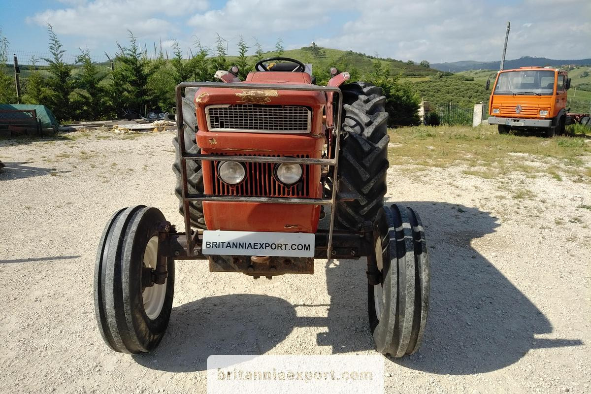 FIAT 640 Farm Tractor with Power Steering - Traktor: slika 2 FIAT 640 Farm Tractor with Power Steering - Traktor: slika 2