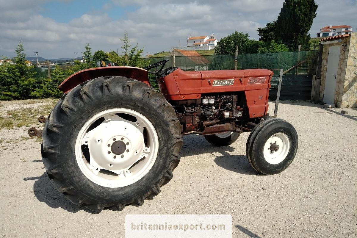 FIAT 640 Farm Tractor with Power Steering - Traktor: slika 4 FIAT 640 Farm Tractor with Power Steering - Traktor: slika 4
