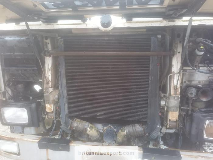 SCANIA P93H 280 6x2 10 Tyres Flatbed Truck – 26 Ton | On springs - Tovornjak s kesonom: slika 2 SCANIA P93H 280 6x2 10 Tyres Flatbed Truck – 26 Ton | On springs - Tovornjak s kesonom: slika 2