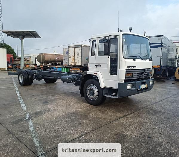 VOLVO FL619 Intercooler | Manual Pump | 19 Ton | On 10 Studs | Full Springs Suspension | - Tovornjak-šasija: slika 1 VOLVO FL619 Intercooler | Manual Pump | 19 Ton | On 10 Studs | Full Springs Suspension | - Tovornjak-šasija: slika 1