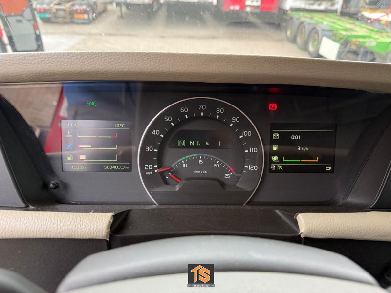 Volvo FH 540 SHOWTRUCK - APK/TUV 05/2026 - BELGIUM TRUCK - EURO 6D - TOP TOP TOP! - Vlačilec: slika 3 Volvo FH 540 SHOWTRUCK - APK/TUV 05/2026 - BELGIUM TRUCK - EURO 6D - TOP TOP TOP! - Vlačilec: slika 3