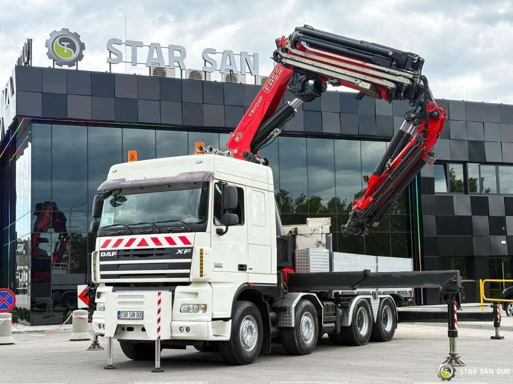 DAF XF 105.510 8x4 FASSI F800 XP Crane Fifth wheel - Tovornjak z dvigalom: slika 2 DAF XF 105.510 8x4 FASSI F800 XP Crane Fifth wheel - Tovornjak z dvigalom: slika 2