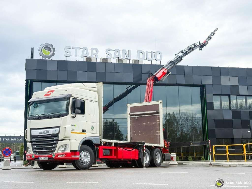 DAF XF 440 6x2 Fassi F365 FLY JIBCranePallet Grippe - Tovornjak z dvigalom: slika 1 DAF XF 440 6x2 Fassi F365 FLY JIBCranePallet Grippe - Tovornjak z dvigalom: slika 1