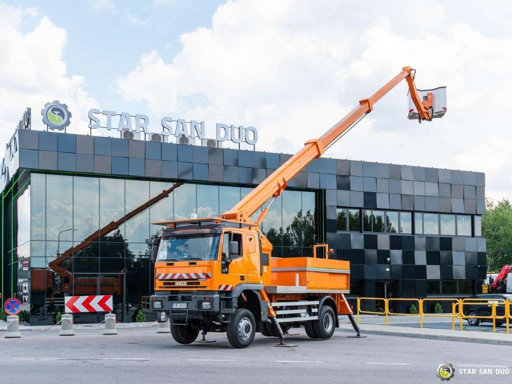 Iveco CURSOR 240 4x4 RUTHMANN T225 22,5 Meters Lift - Dvižna ploščad montirana na tovornjak: slika 1 Iveco CURSOR 240 4x4 RUTHMANN T225 22,5 Meters Lift - Dvižna ploščad montirana na tovornjak: slika 1