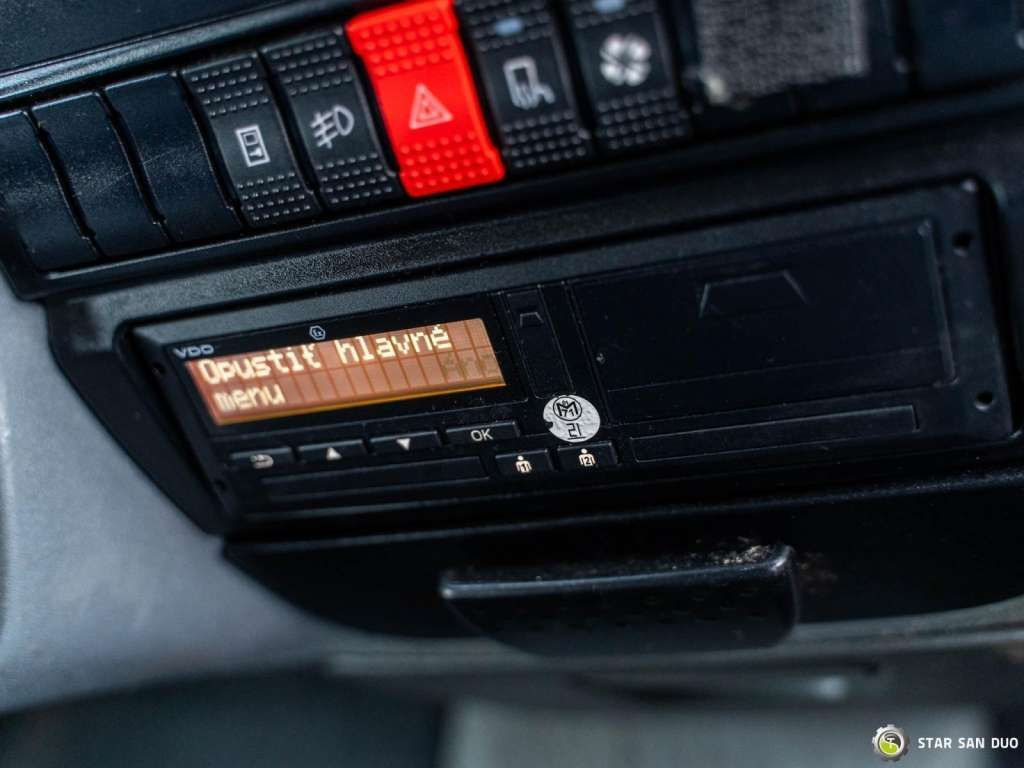 Iveco  DAILY 4X4 OFFROAD CAMPER BOX DOKA Iveco  DAILY 4X4 OFFROAD CAMPER BOX DOKA lizing Iveco  DAILY 4X4 OFFROAD CAMPER BOX DOKA Iveco  DAILY 4X4 OFFROAD CAMPER BOX DOKA: slika 19