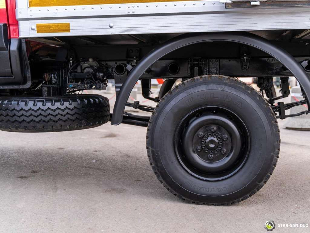 Iveco  DAILY 4X4 OFFROAD CAMPER BOX DOKA Iveco  DAILY 4X4 OFFROAD CAMPER BOX DOKA lizing Iveco  DAILY 4X4 OFFROAD CAMPER BOX DOKA Iveco  DAILY 4X4 OFFROAD CAMPER BOX DOKA: slika 24