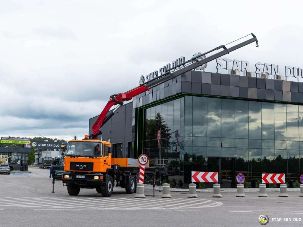 MAN 27.402 F10 6x6 HMF 3620 K4 Hds Crane - Tovornjak z dvigalom: slika 2 MAN 27.402 F10 6x6 HMF 3620 K4 Hds Crane - Tovornjak z dvigalom: slika 2