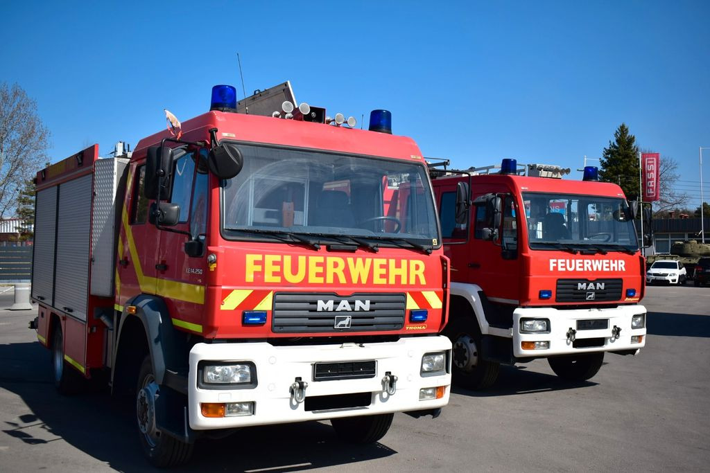MAN 4x4 Firetruck Feuerwehr DOKA Expedition Camper - Gasilsko vozilo: slika 5 MAN 4x4 Firetruck Feuerwehr DOKA Expedition Camper - Gasilsko vozilo: slika 5