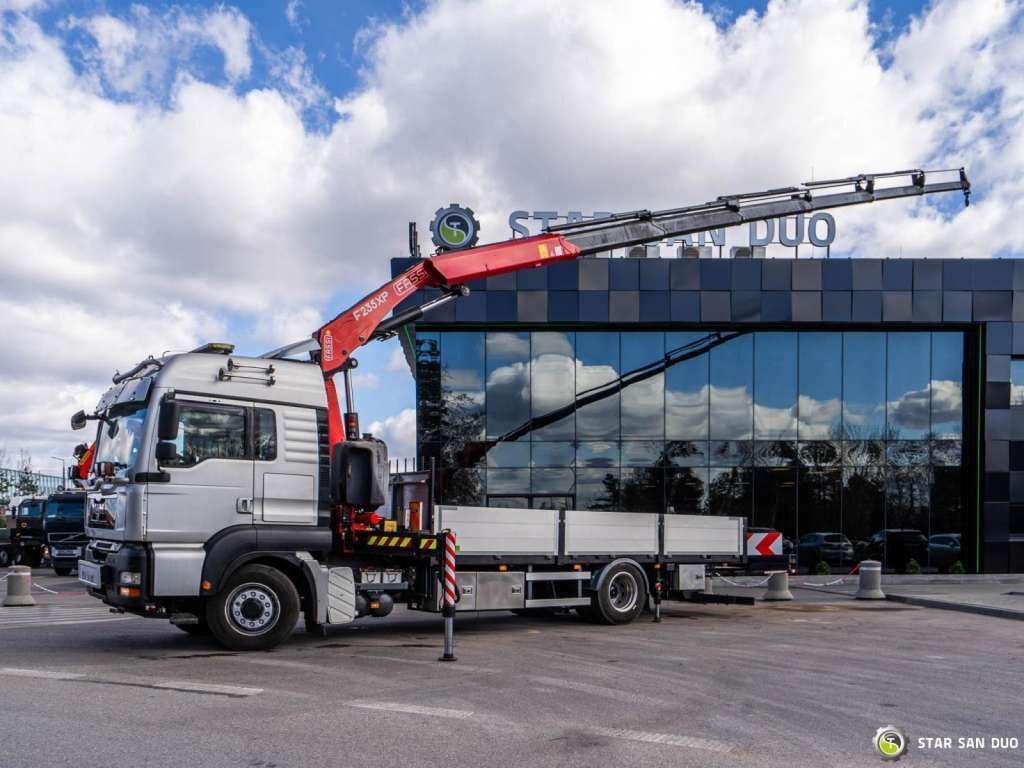 MAN TGA 18.350 4x4 Fassi F235 Crane Kran - Tovornjak z dvigalom: slika 2 MAN TGA 18.350 4x4 Fassi F235 Crane Kran - Tovornjak z dvigalom: slika 2
