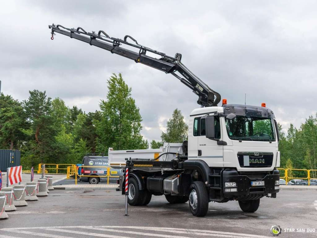 MAN TGS 18.360 4x4 HIAB 144 E-4 Crane Kipper MAN TGS 18.360 4x4 HIAB 144 E-4 Crane Kipper - Tovornjak z dvigalom, Tovornjak prekucnik: slika 4 MAN TGS 18.360 4x4 HIAB 144 E-4 Crane Kipper MAN TGS 18.360 4x4 HIAB 144 E-4 Crane Kipper - Tovornjak z dvigalom, Tovornjak prekucnik: slika 4