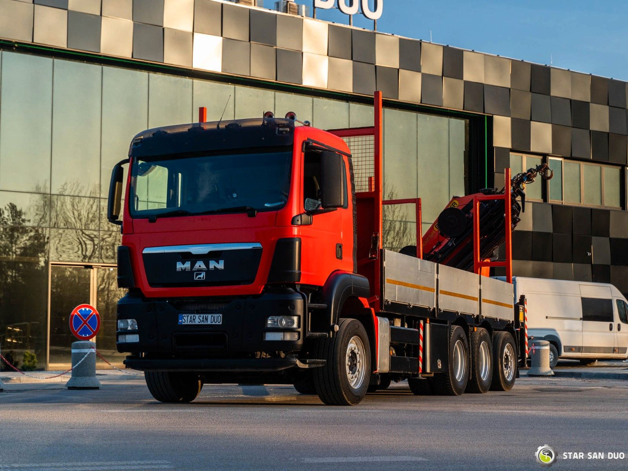 MAN TGS 35.400 8x4 Palfinger PK 34002 Winch KRAN MAN TGS 35.400 8x4 Palfinger PK 34002 Winch KRAN - Tovornjak z dvigalom, Tovornjak s kesonom: slika 5 MAN TGS 35.400 8x4 Palfinger PK 34002 Winch KRAN MAN TGS 35.400 8x4 Palfinger PK 34002 Winch KRAN - Tovornjak z dvigalom, Tovornjak s kesonom: slika 5