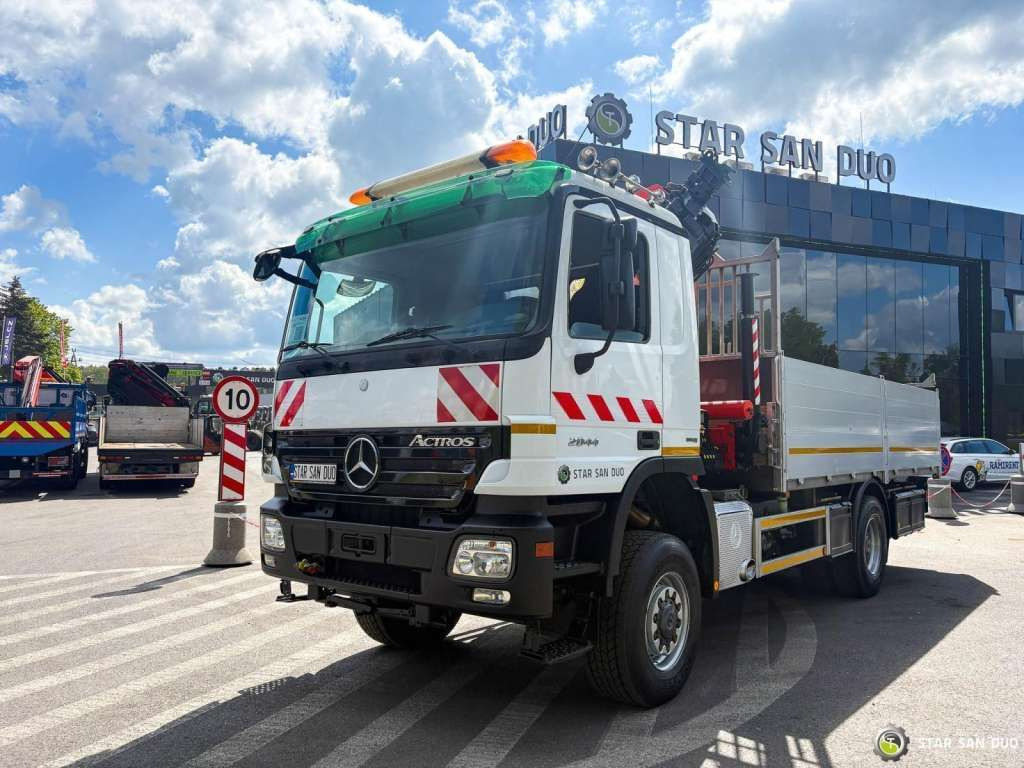 Tovornjak z dvigalom Mercedes-Benz  ACTROS 2044A 4x4 Palfinger PK 20002 hds Crane: slika 7
