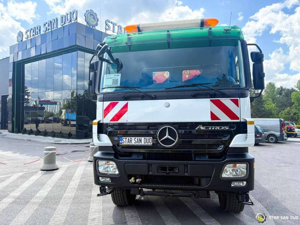 Tovornjak z dvigalom Mercedes-Benz  ACTROS 2044A 4x4 Palfinger PK 20002 hds Crane: slika 6