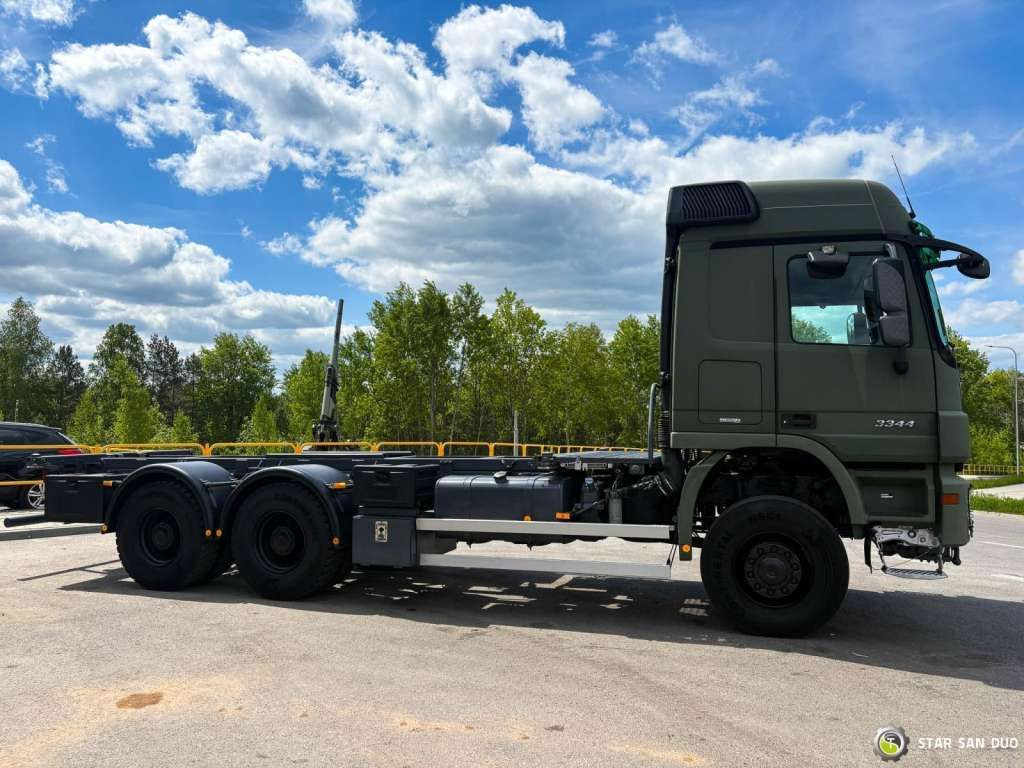 Mercedes-Benz ACTROS 3344 6x6 System Twist Lock - Tovornjak-šasija: slika 5 Mercedes-Benz ACTROS 3344 6x6 System Twist Lock - Tovornjak-šasija: slika 5