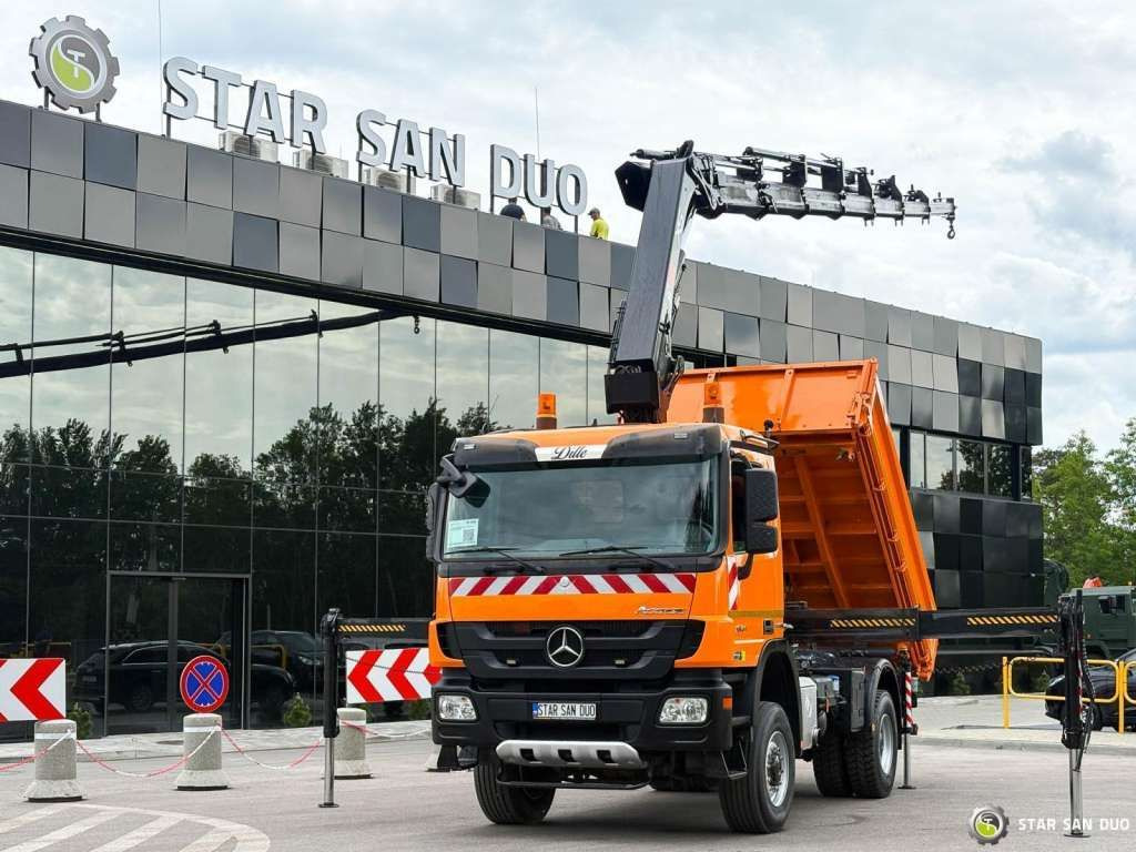 Mercedes-Benz  Actros 1841 AK 4x4 Hiab 288E-7 Crane Kipper - Tovornjak prekucnik: slika 5 Mercedes-Benz  Actros 1841 AK 4x4 Hiab 288E-7 Crane Kipper - Tovornjak prekucnik: slika 5
