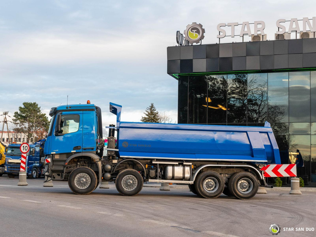 Tovornjak prekucnik : slika 13