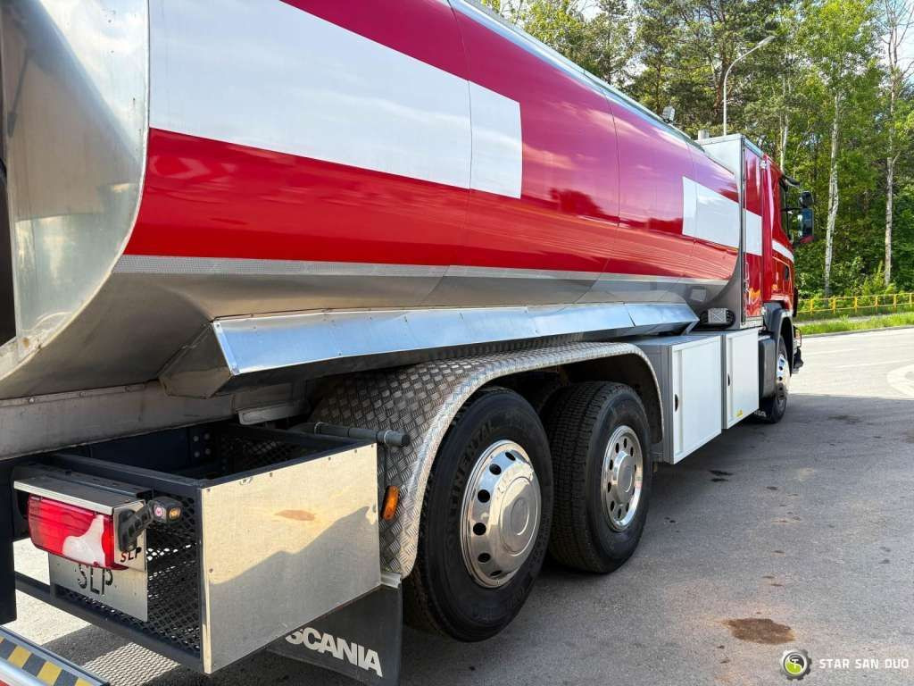 Tovornjak Scania  D 320 FIRE BRIGADE Tank 12,000 Litres: slika 16