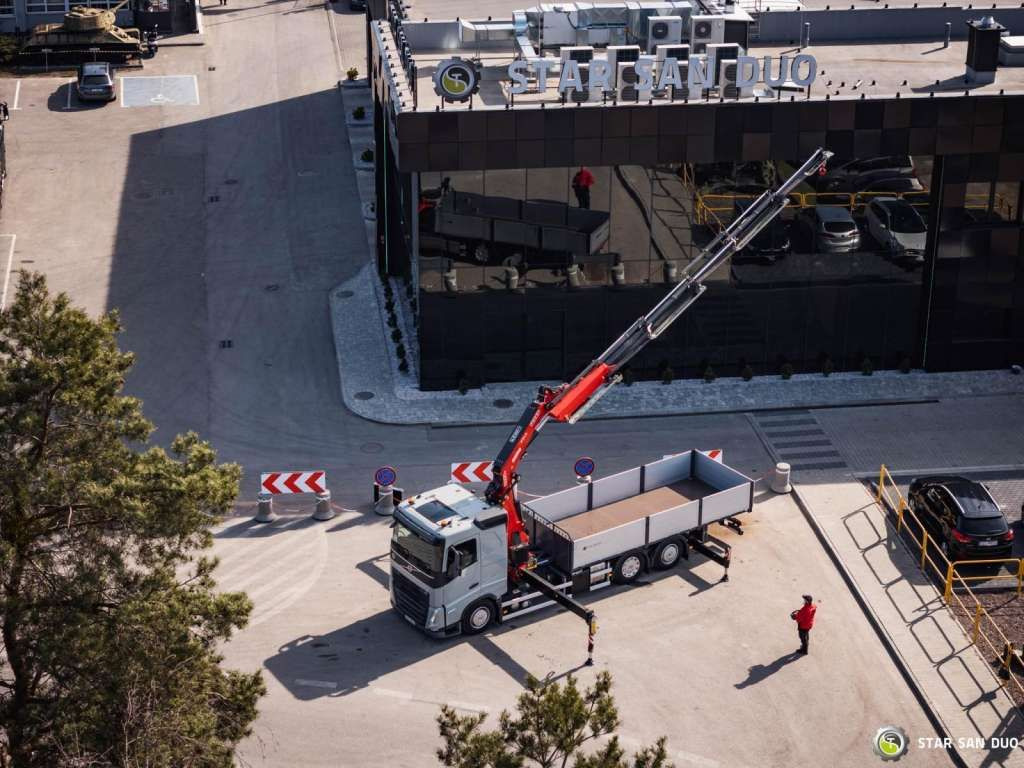 Volvo FH 500 6x2 FASSI F545R.A.2.25 CRANE KRAN NEW !! - Tovornjak z dvigalom: slika 3 Volvo FH 500 6x2 FASSI F545R.A.2.25 CRANE KRAN NEW !! - Tovornjak z dvigalom: slika 3