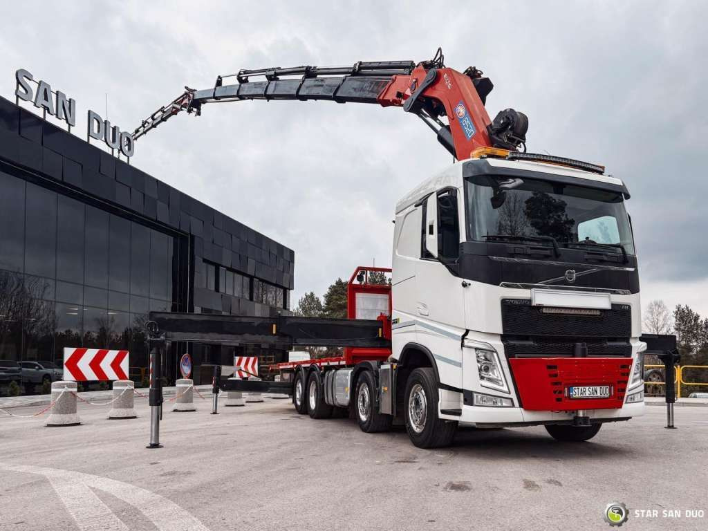 Volvo FH 550 8x2 HMF 8520 FLY JIB Winch Crane Euro 6 - Tovornjak z dvigalom: slika 3 Volvo FH 550 8x2 HMF 8520 FLY JIB Winch Crane Euro 6 - Tovornjak z dvigalom: slika 3