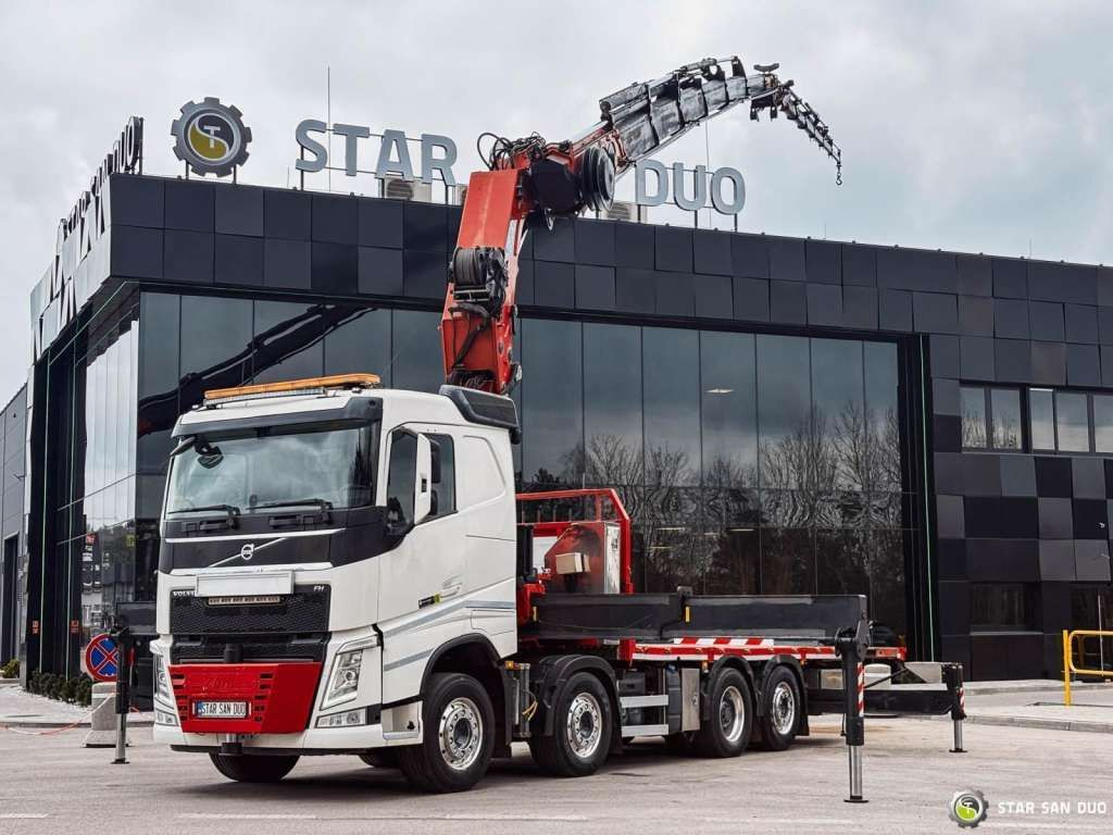 Volvo FH 550 8x2 HMF 8520 FLY JIB Winch Crane Euro 6 - Tovornjak z dvigalom: slika 1 Volvo FH 550 8x2 HMF 8520 FLY JIB Winch Crane Euro 6 - Tovornjak z dvigalom: slika 1