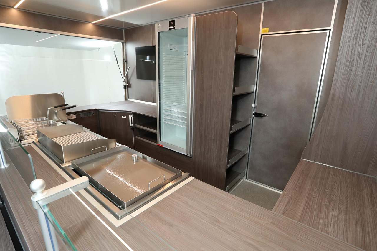 Mobil BORCO HÖHNS - Tovornjak s hrano: slika 4 Mobil BORCO HÖHNS - Tovornjak s hrano: slika 4